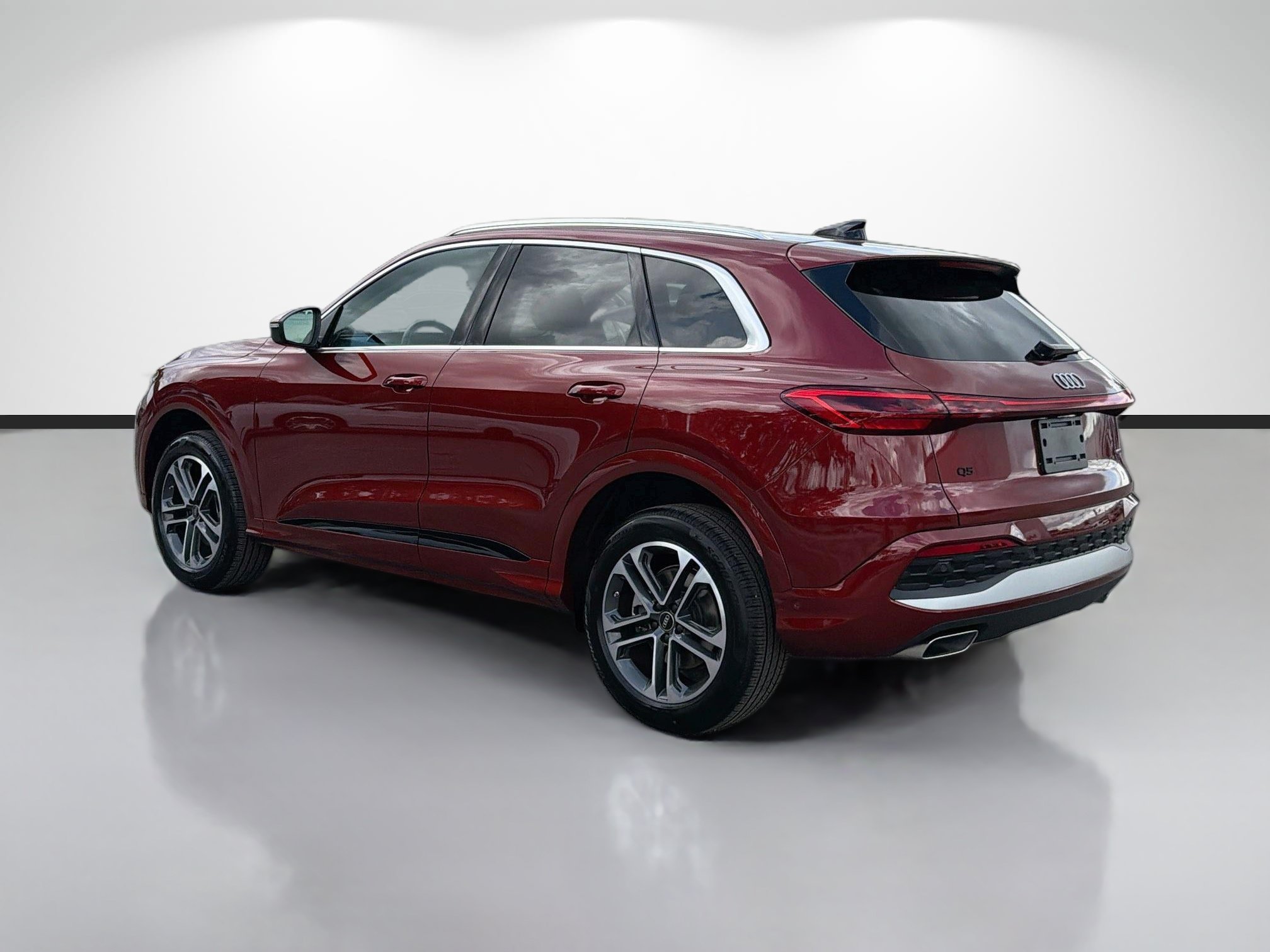 Used 2025 Grenadine Red Metallic Audi Premium image 3