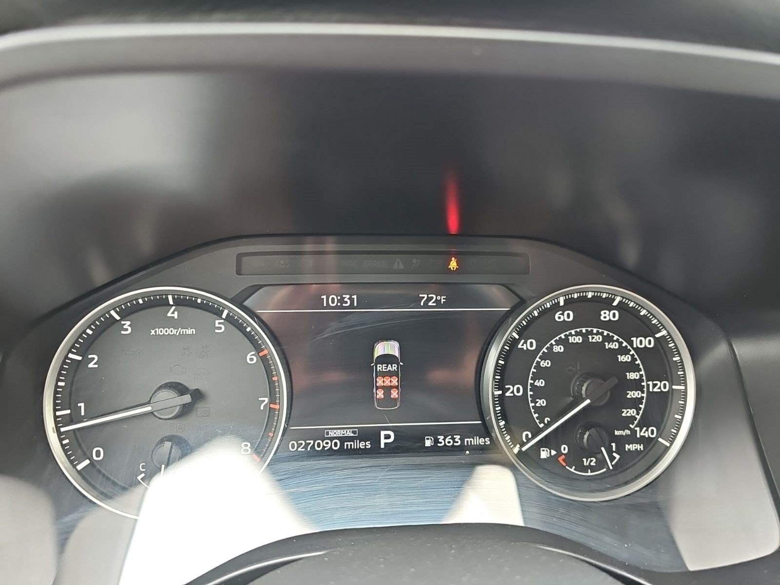 Used 2025 Silver Mitsubishi SE image 22