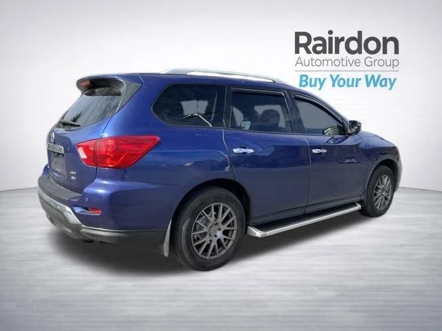 Used 2018 Caspian Blue Nissan SV image 8