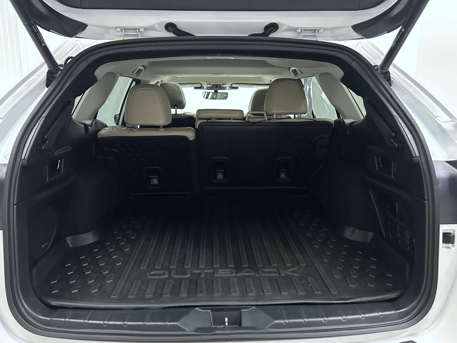 Used 2025 White Subaru Limited image 21