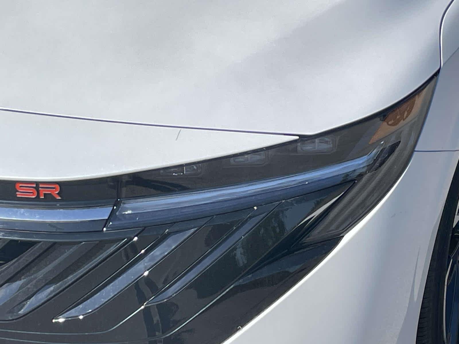 New 2026 Aspen White Tricoat/Super Black Nissan SR image 13