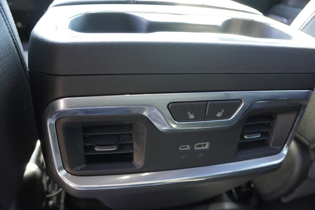 2024 Chevrolet Silverado 3500HD High Country - Photo 20