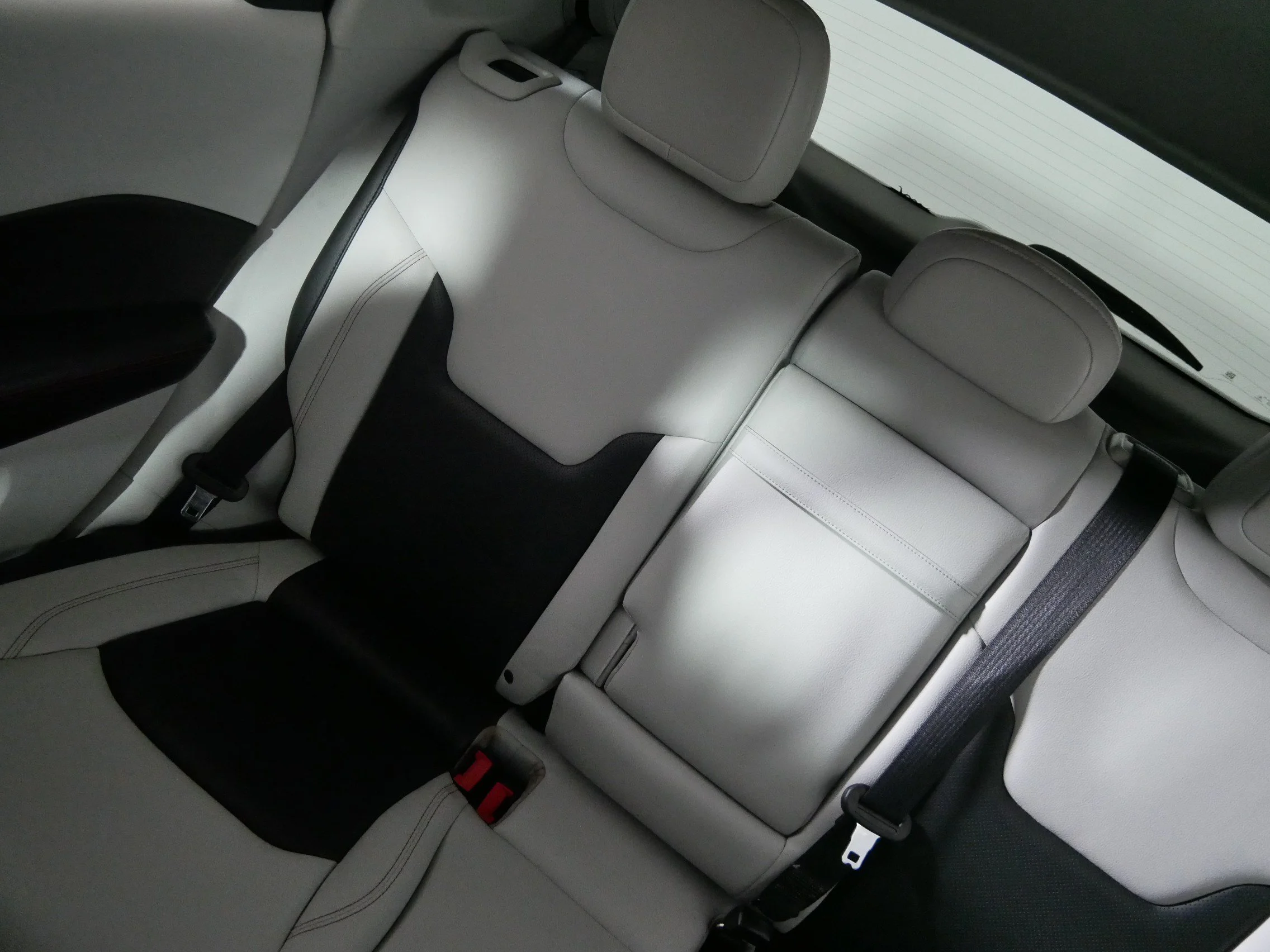 Used 2017 White Clearcoat Jeep Limited image 12