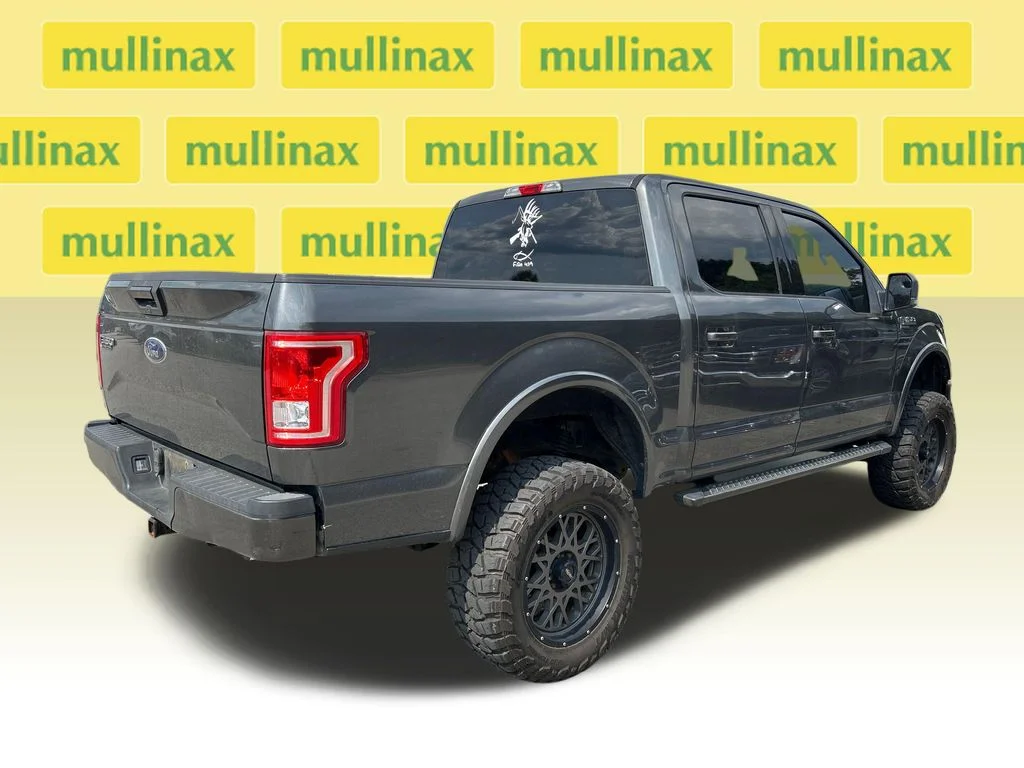 Used 2015 Gray Ford XLT image 2