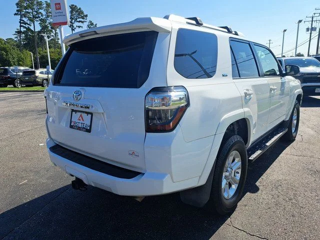 Used 2018 White Toyota SR5 Premium image 7