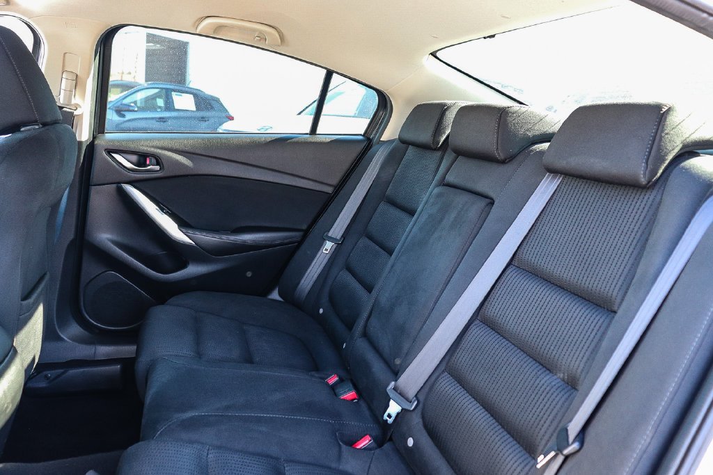 2016 Mazda MAZDA6 i Sport - Photo 16