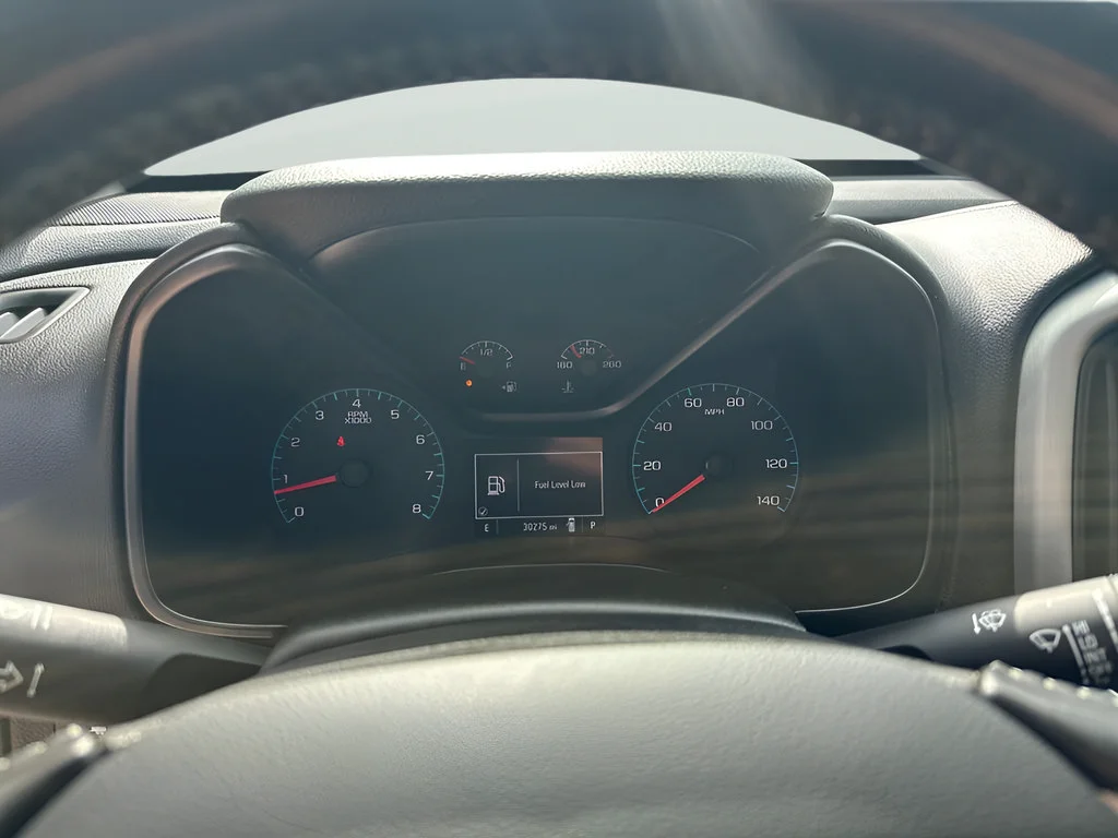 Used 2022 Summit White GMC Elevation image 26