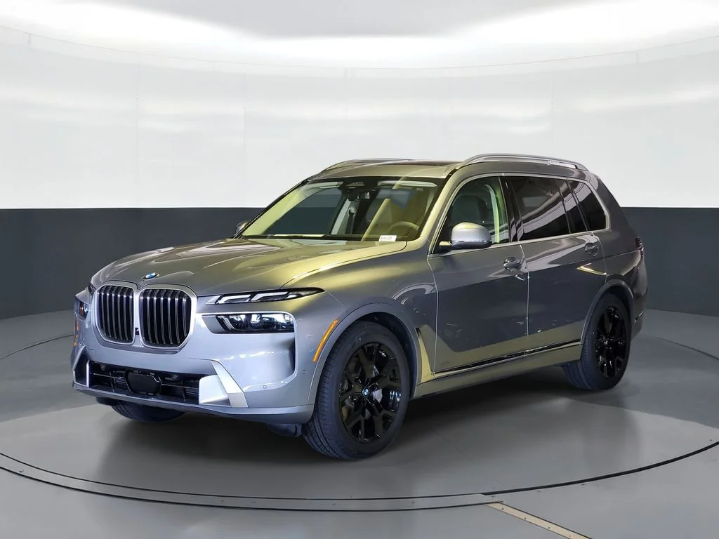 2026 BMW X7 xDrive40i's photo