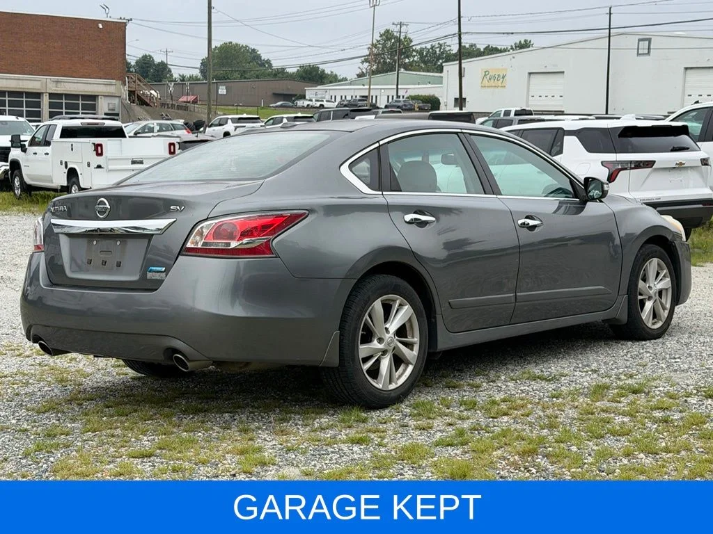 Used 2014 Gray Nissan 2.5 SV image 5