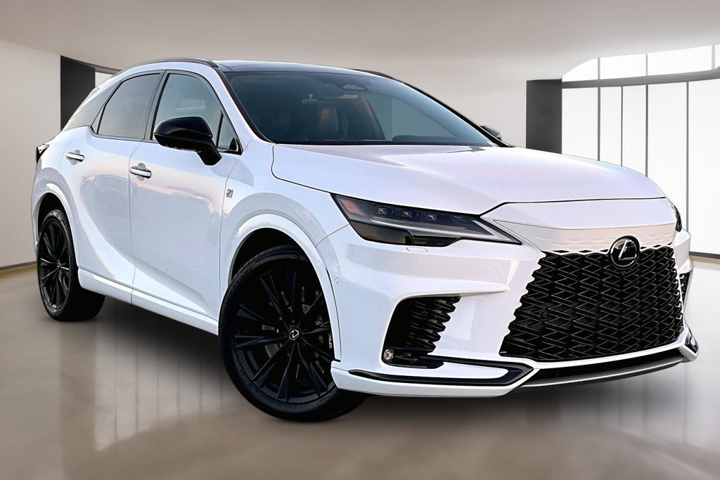 Used 2023 Ultra White Lexus 500h F SPORT Performance image 3