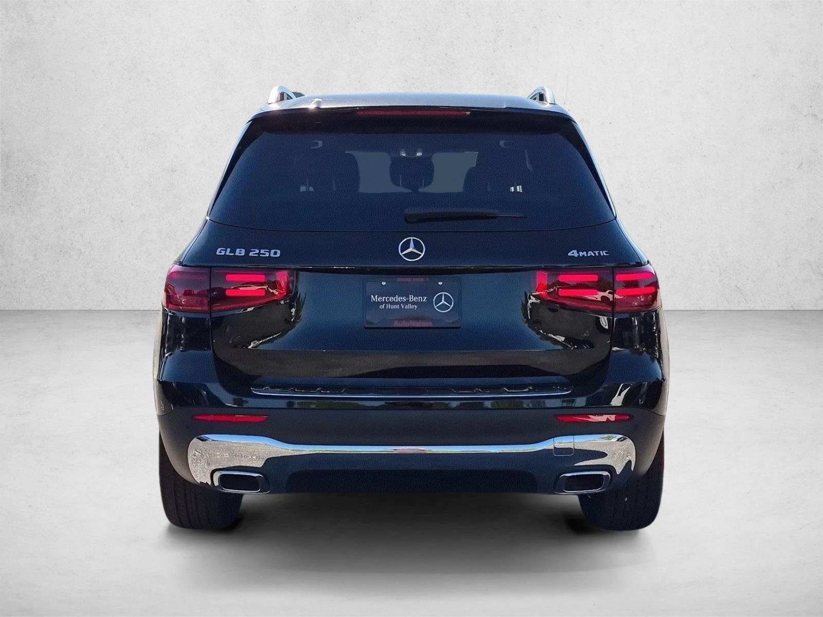 New 2026 Night Black Mercedes-Benz GLB250 image 8