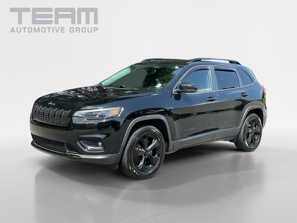 Used 2019 Black Jeep Latitude Plus image 3