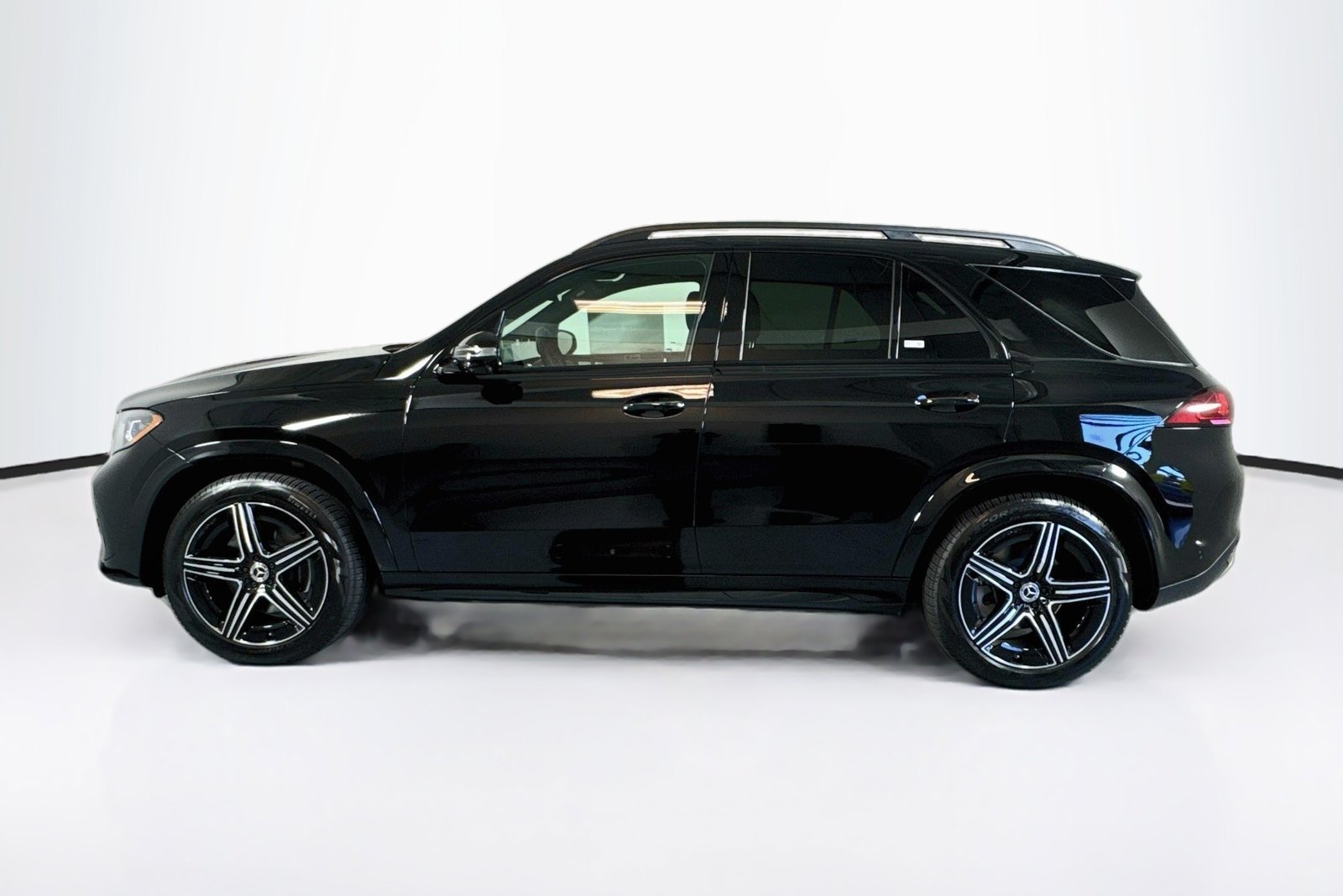 New 2027 Black Mercedes-Benz GLE 350 image 8