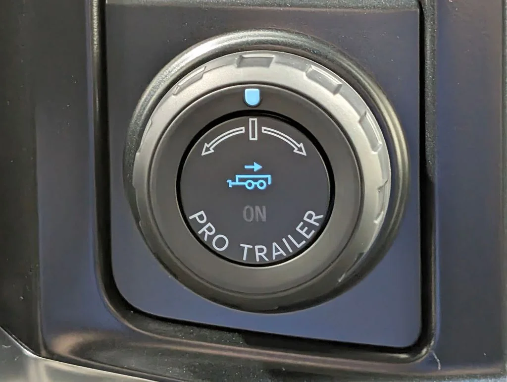New 2026 Marsh Gray Ford F-250® Lariat® image 6