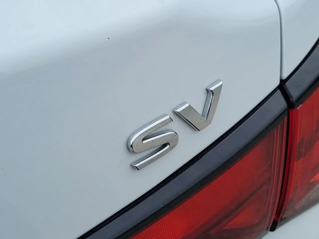 Used 2023 White Nissan SV image 34