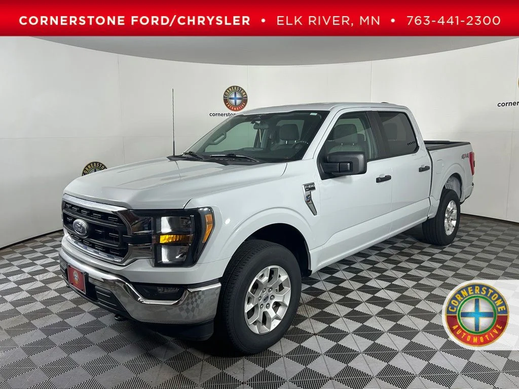 Used 2023 White Ford XLT image 1