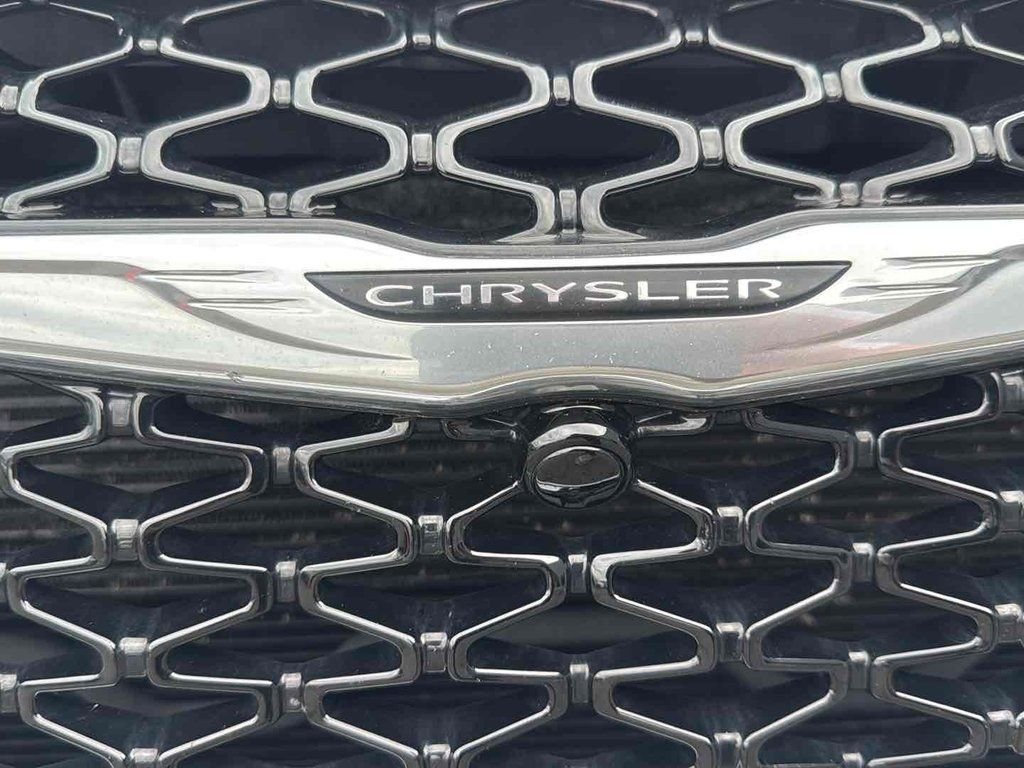 Used 2023 White Chrysler Touring L image 8