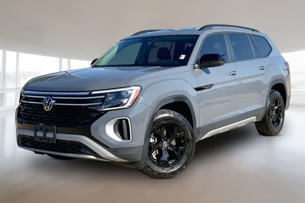 2025 Volkswagen Atlas 2.0T Atlas Peak Edition 4MOTION's photo