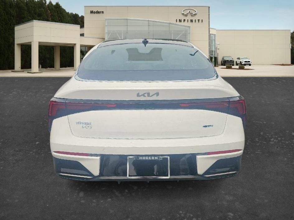 Used 2026 Snow White Pearl Kia GT-Line image 8