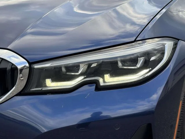 Used 2019 Blue BMW 330i xDrive image 13
