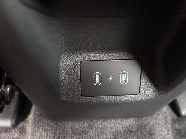 New 2026 White Hyundai Blue image 19