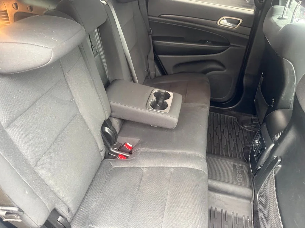 Used 2017 Silver Jeep Laredo image 46