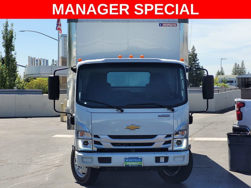 2025 Chevrolet Low Cab Forward 4500 HG view 2