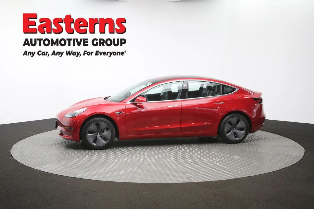Used 2018 Red Tesla Long Range image 53