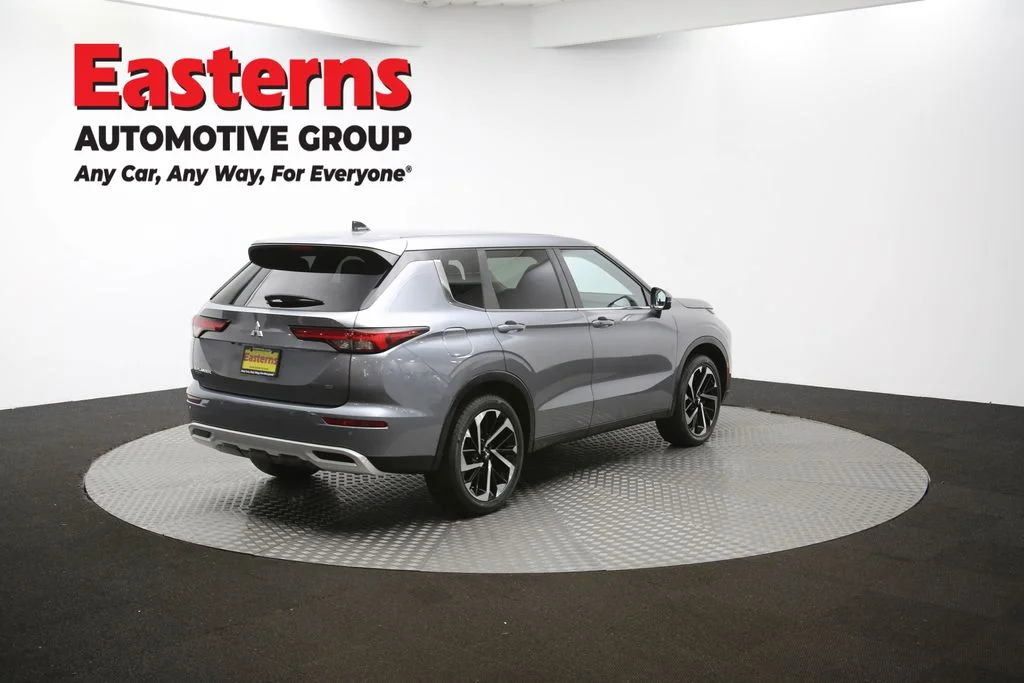 Used 2024 Gray Mitsubishi SE image 40