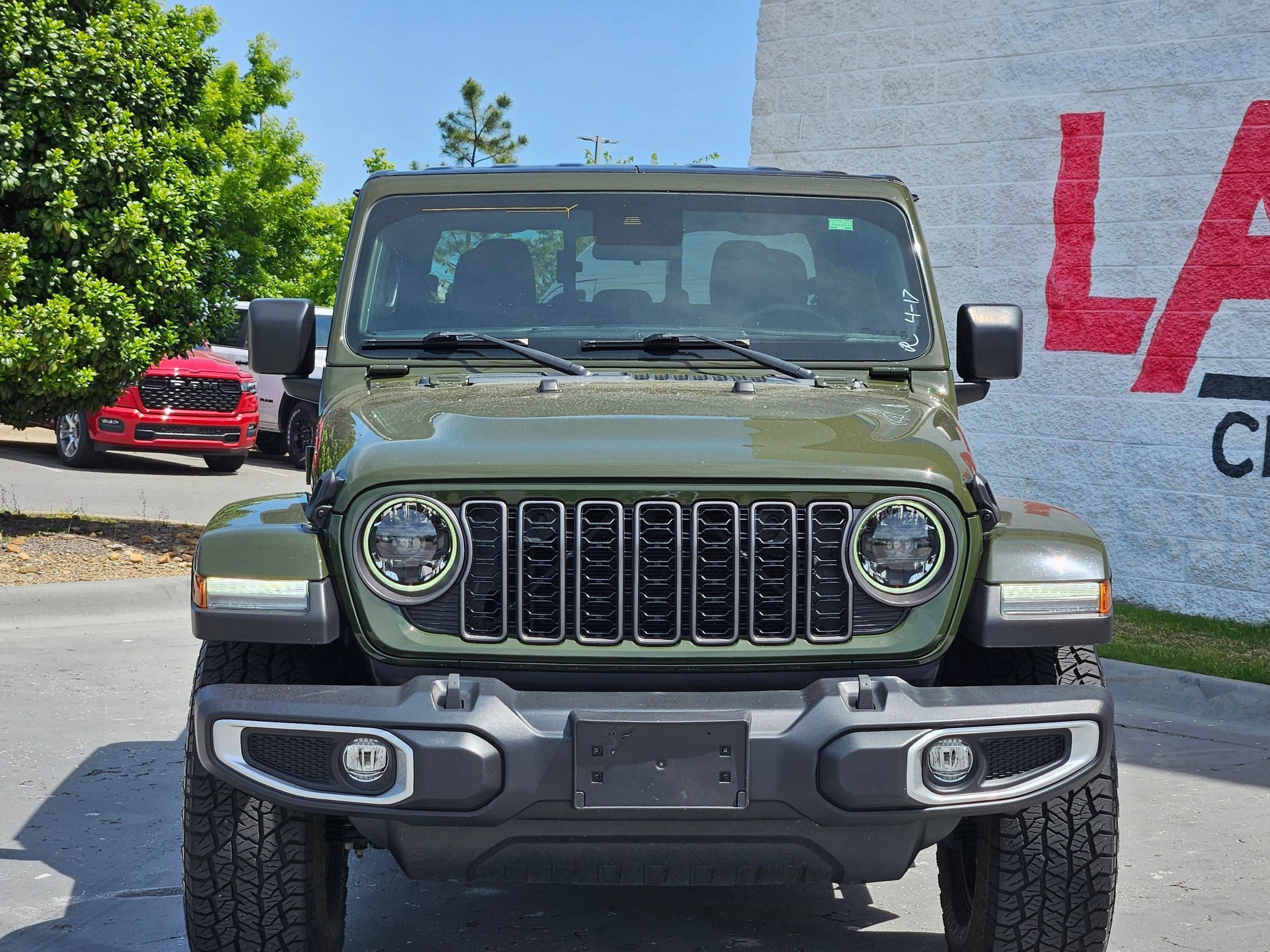 Used 2024 Jeep Gladiator Sport S with VIN 1C6HJTAG9RL105801 for sale in Little Rock
