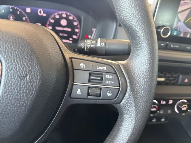 2025 Honda Accord SE - Photo 36