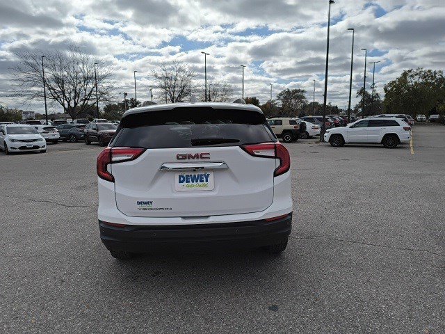 2023 Gmc Terrain SLE photo 2