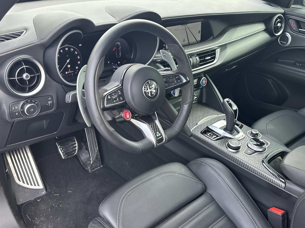 Used 2024 Vesuvio Gray Metallic Alfa Romeo Quadrifoglio image 2