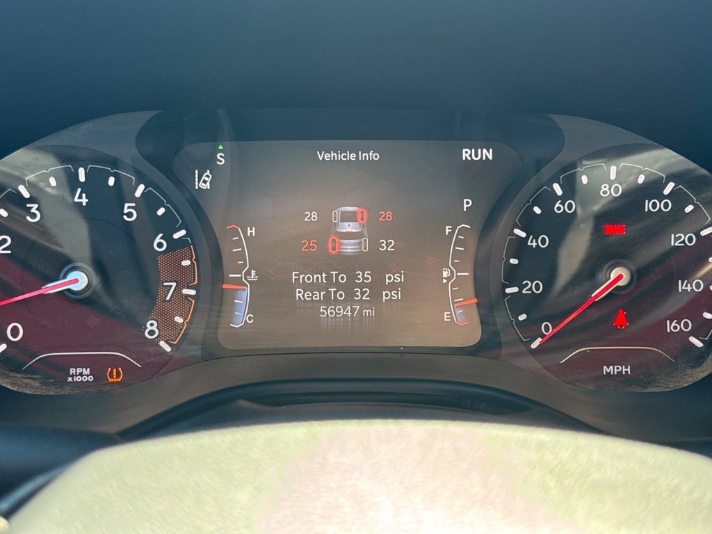 Used 2024 White Jeep Limited image 23