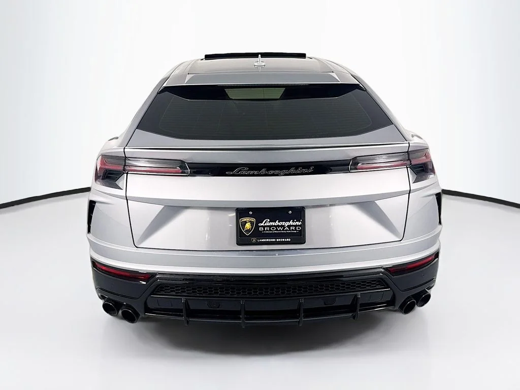 Used 2022 Grigio Nimbus Matt/Arancio Borealis Lamborghini  image 6