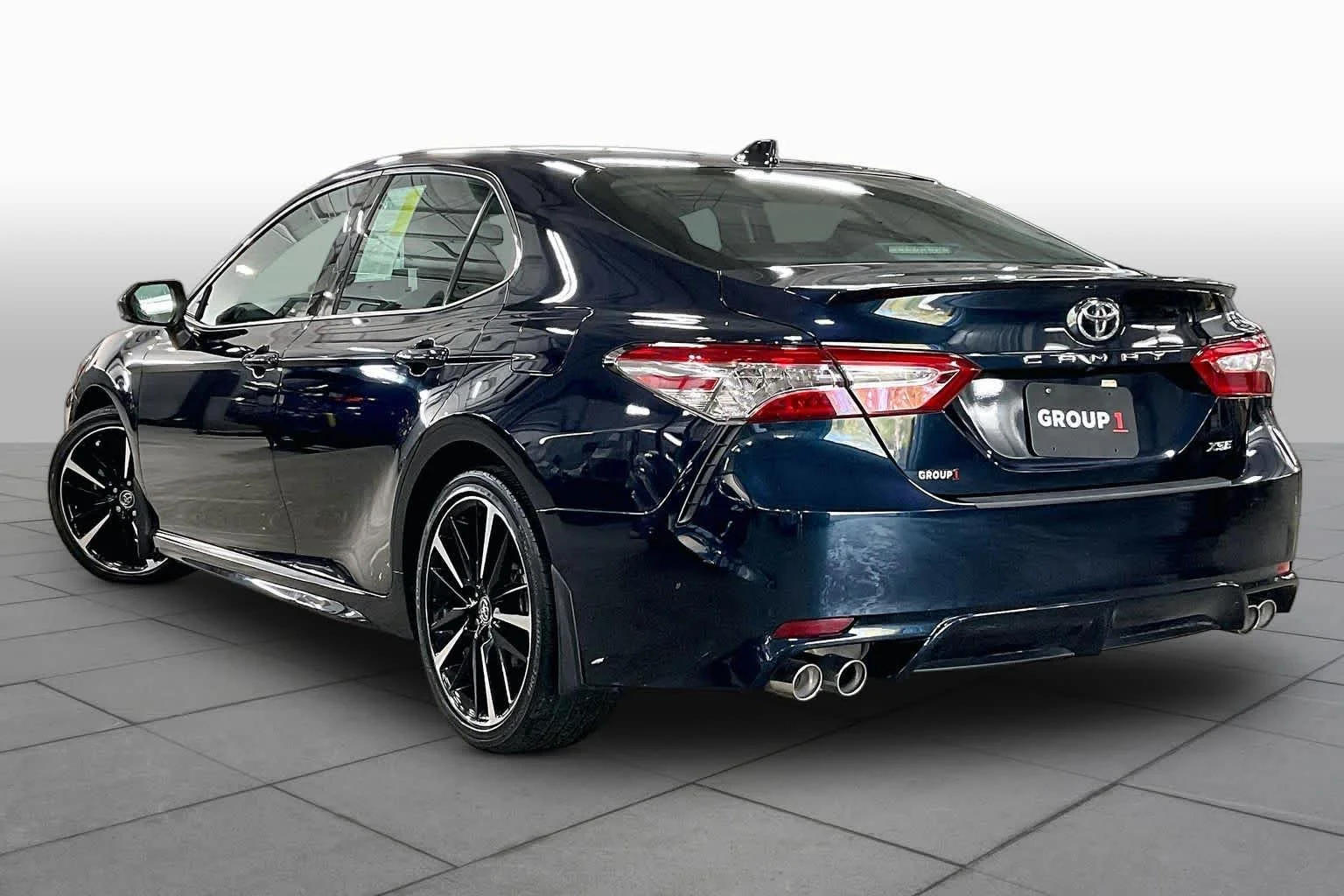 Used 2020 Galactic Aqua Mica Toyota XSE image 12
