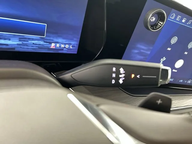 New 2026 Summit White Chevrolet LT image 10