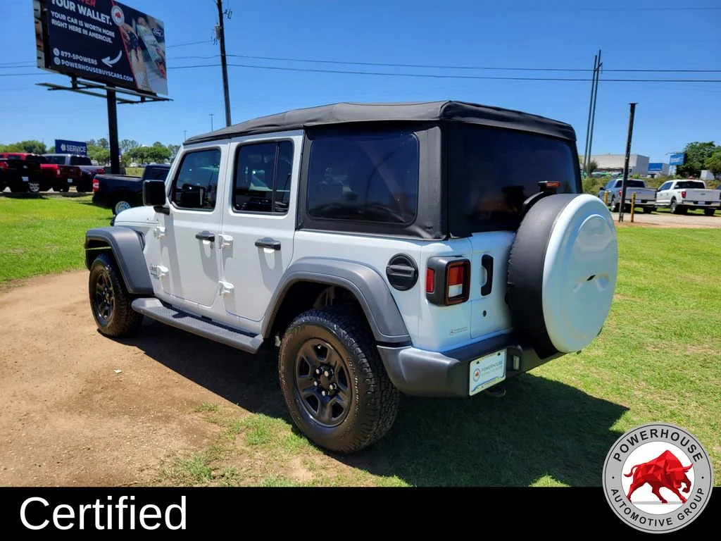 Used 2018 White Jeep Unlimited Sport image 3