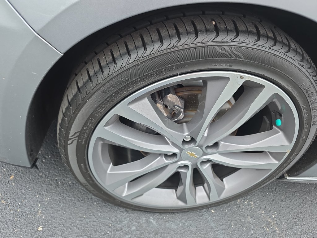 Used 2023 Gray Chevrolet LT image 11