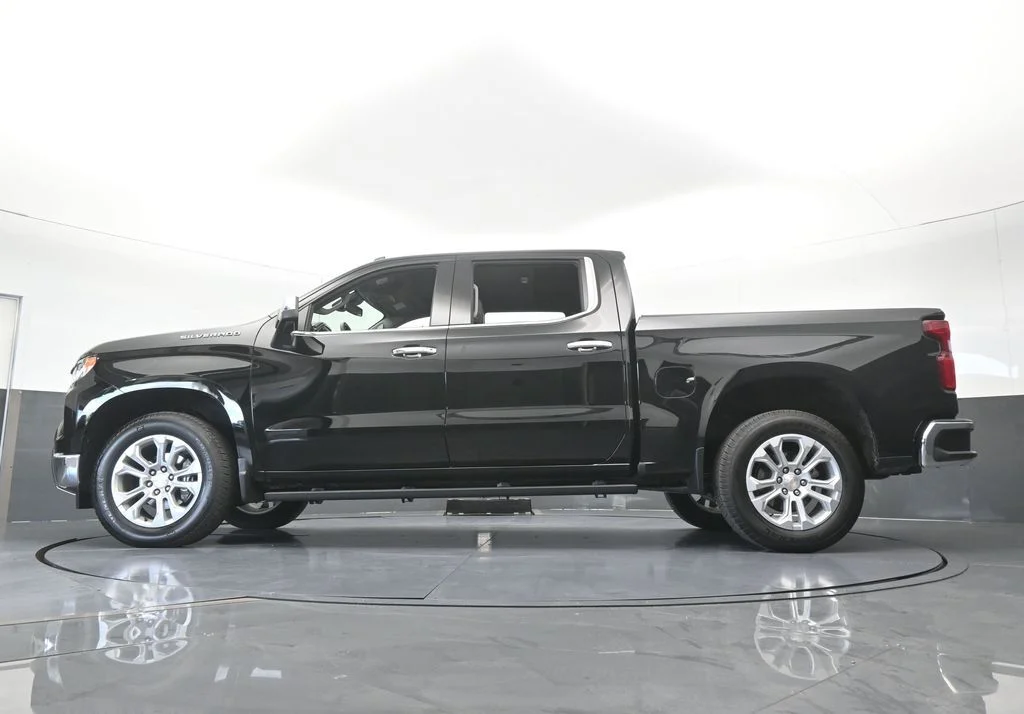 Used 2026 Black Chevrolet LTZ image 66