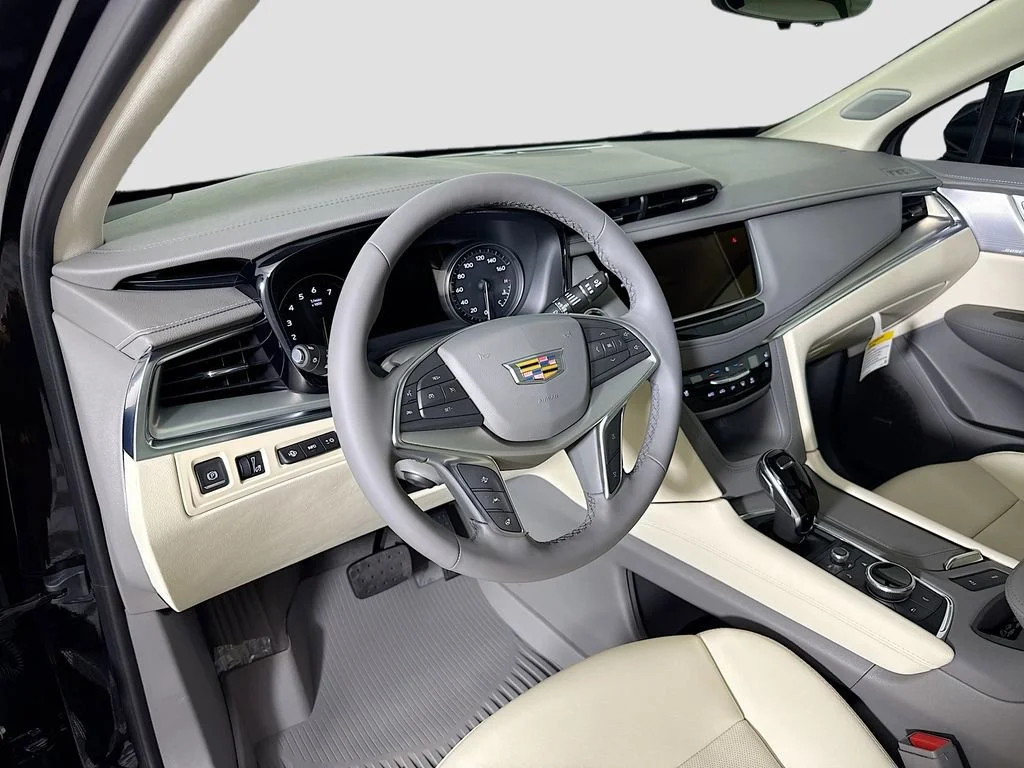 2025 Cadillac XT5 Premium Luxury - Photo 9