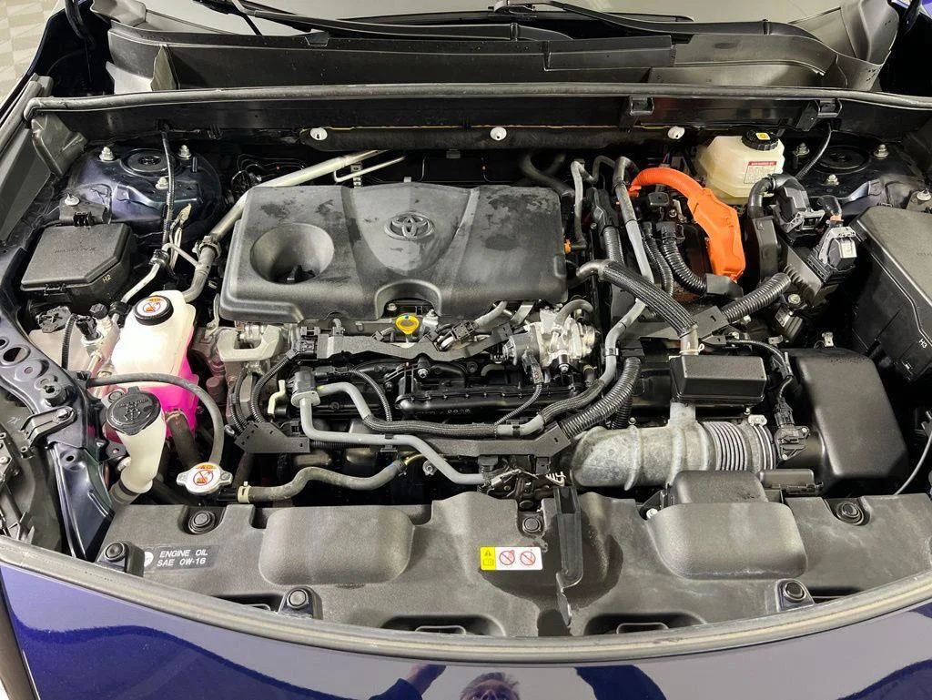 Used 2024 Blueprint Toyota LE image 20