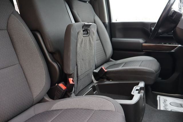 Used 2022 Black Chevrolet LT image 21