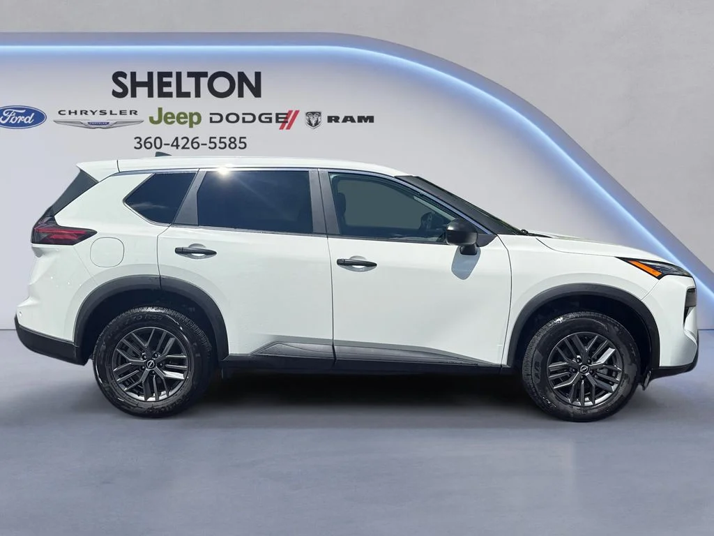 Used 2024 Glacier White Nissan S image 7