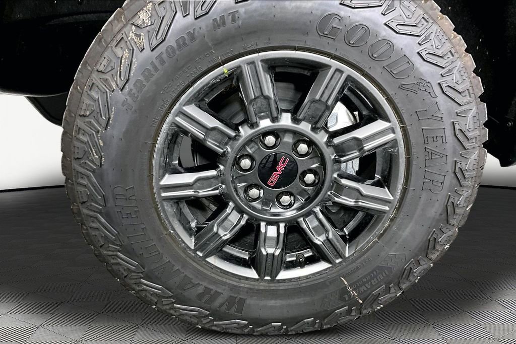 2026 GMC Sierra 1500 AT4X - Photo 13