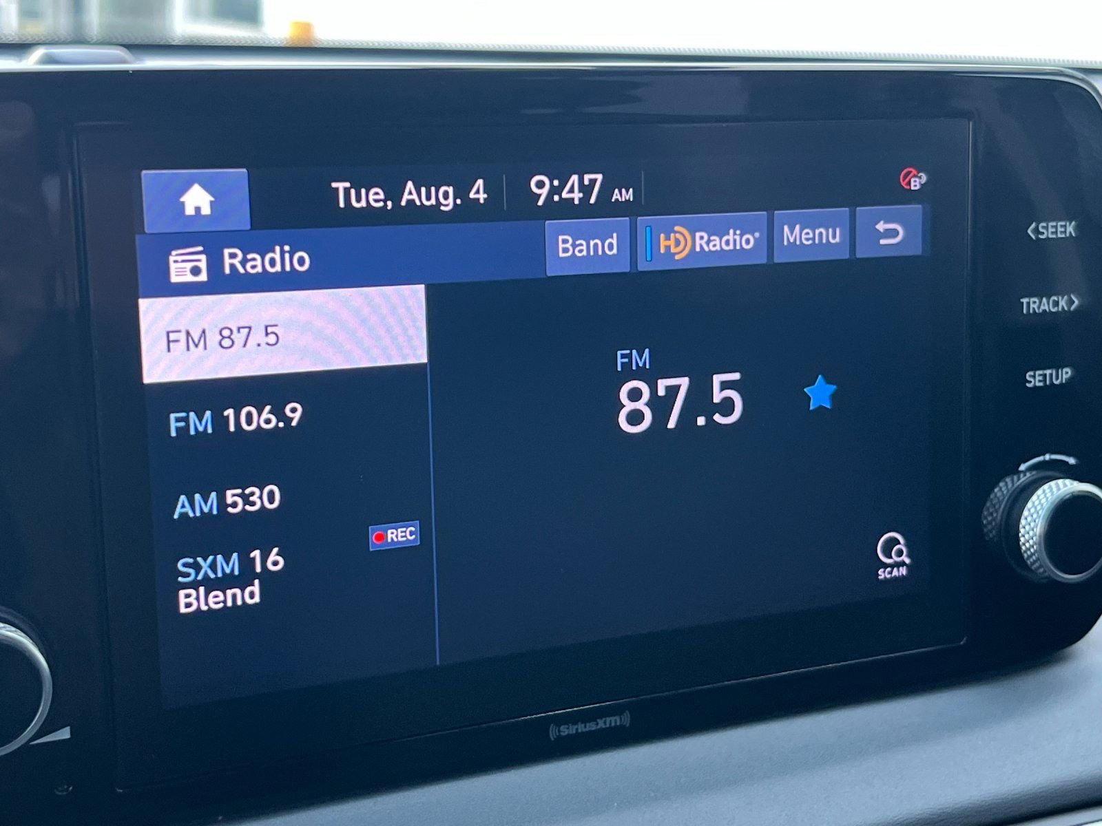 Used 2022 Gray Hyundai SEL image 17
