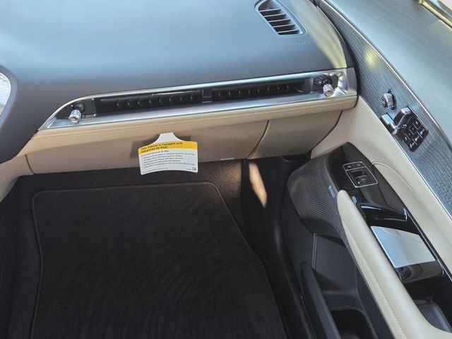 2025 Cadillac LYRIQ Luxury 3 - Photo 16