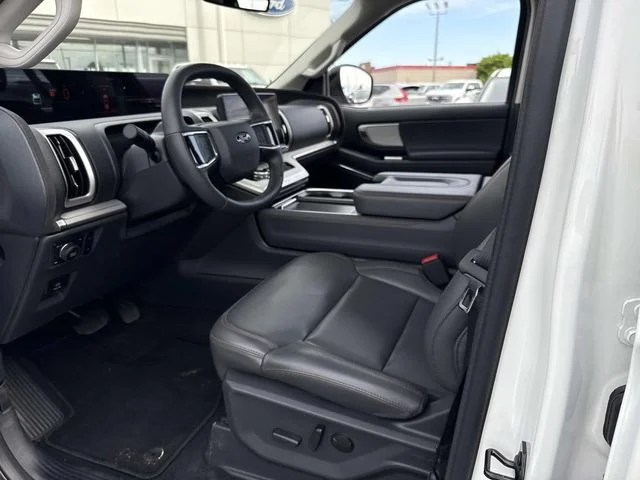 Used 2025 White Ford Active image 20