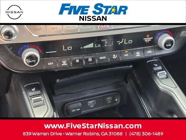 Used 2023 Red Kia S image 23