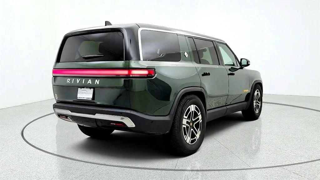 Used 2022 Forest Green Rivian Launch Edition AWD w/ Large Pack Battery image 5